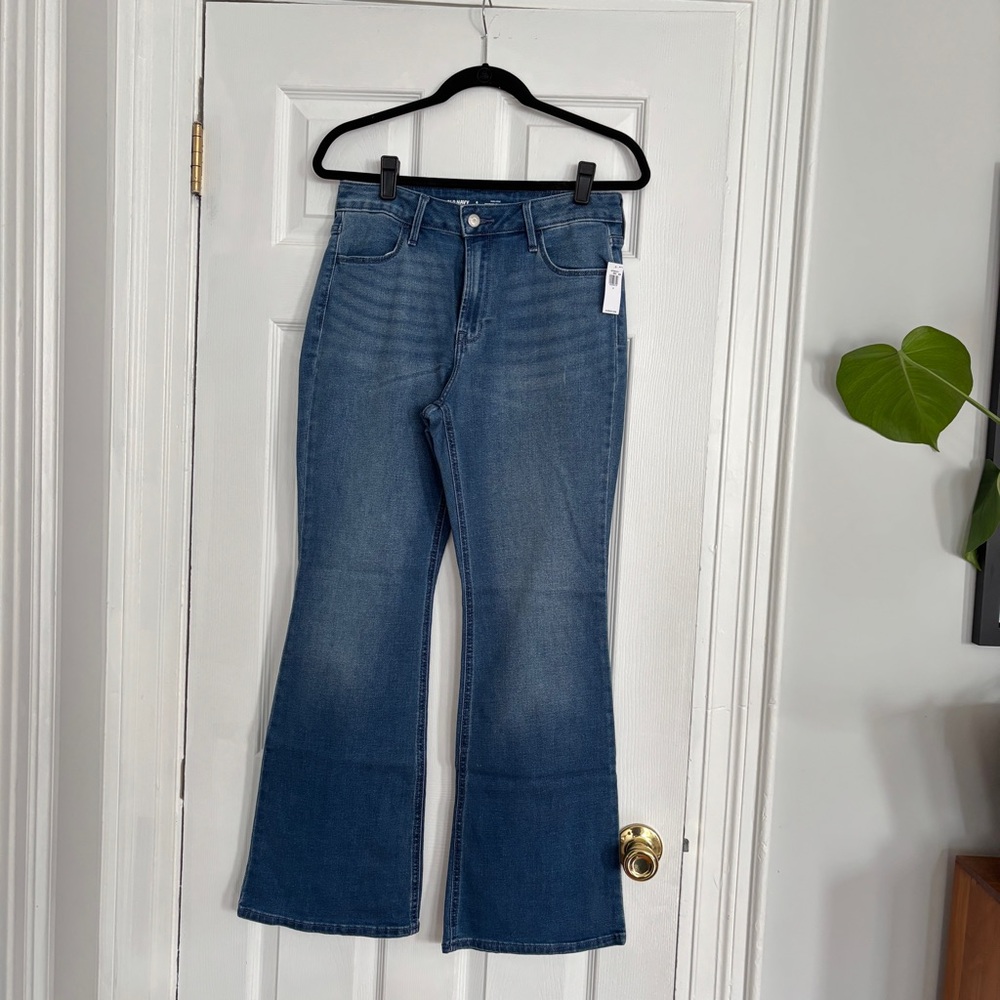 Old Navy Wow Flare Jeans NWT